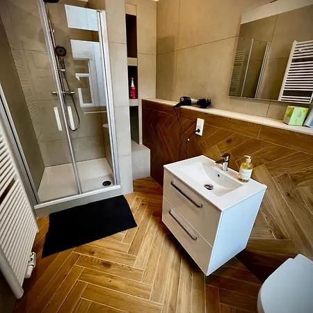 Séjour chez l'habitant Zi 3 Zentral Und Modern Im Herzen Oldenburgs Oldenbourg