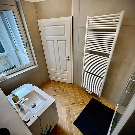 Zi 3 Zentral Und Modern Im Herzen Oldenburgs * Oldenbourg